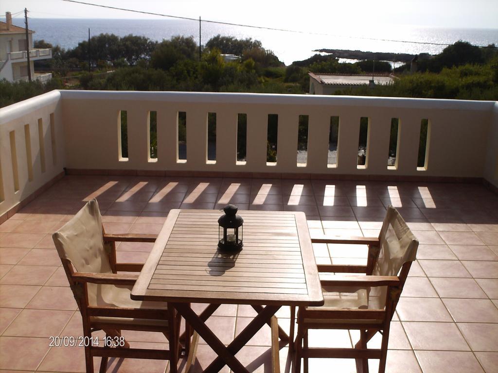 Tompras Village Paralia Demonias Rum bild